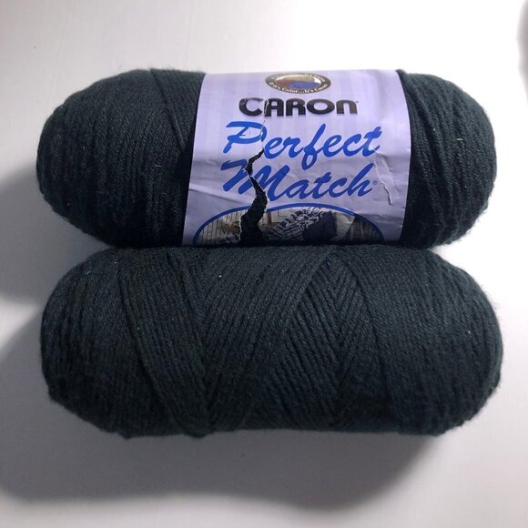 💜 2/$20 💜 Yarn Bundle - 2 Skeins Caron Perfect Match Black #1 #1603 - Picture 1 of 4